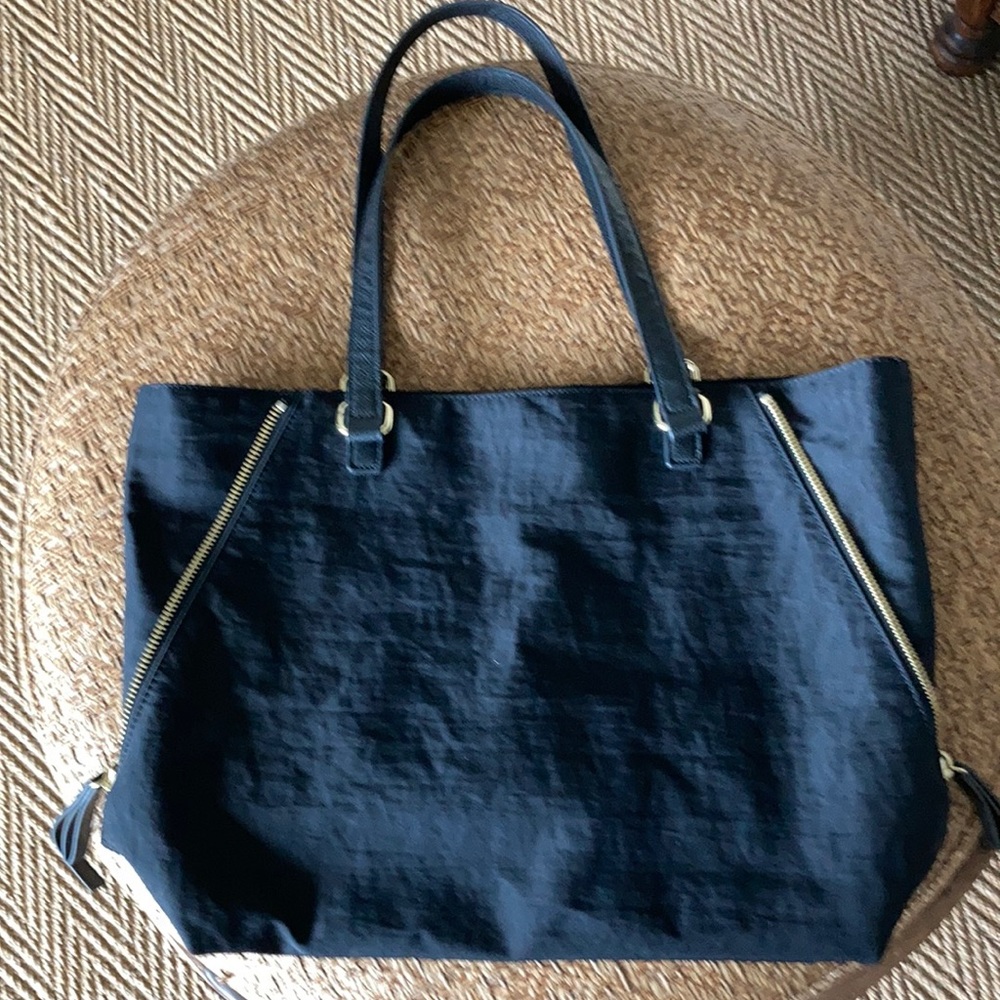 Banana Republic - black rayon shoulder bag